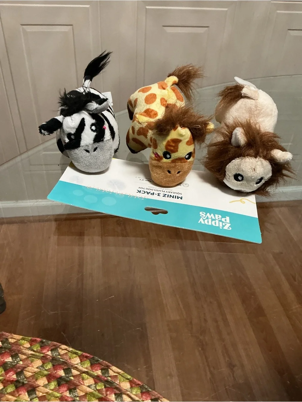Brand Zippy Paws 3-Pack MINIZ Leon Zebra Giraffe Squeaky Plush Dog Toy